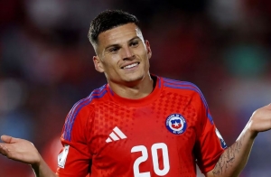 Chile no se queda atrás Y SUFRE UNA BAJA SENSIBLE para chocar con La Tri