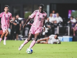 ¡Fabrizio Romano revela el VERDADERO VALOR que le pagaron a Barcelona por Allen Obando!