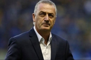 ¡NO ES QUE SE HA PERDIDO OTRO JUICIO! FEF aclara su situación económica con Gustavo Alfaro