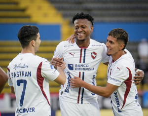 ¡CHOCOLATÍN DEL BUENO! Michael Estrada se puso capa y llevó de la mano a LDU a cuartos de Copa Ecuador