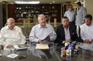 Chiriboga me aguantaba porque tenía jugadores con el hijo (VIDEO)