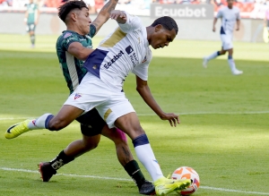 ¡VA A SER MUY DIFÍCIL RETENERLO! En México insisten por Bryan Ramírez y se sumó un club de Brasil