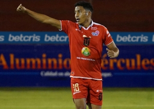 ¡Técnico Universitario da el batacazo de la fecha con un golpe de KO a Emelec! (RESUMEN)