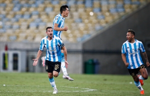 Se le puede escapar la Libertadores a la Academia (VIDEO)