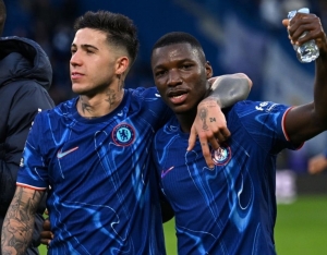 ¡Enzo Fernández con BUENAS NUEVAS sobre Moisés Caicedo en el Chelsea!
