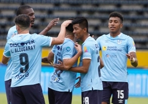 U Catolica 16