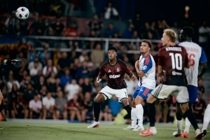 John Mercado liquida a un gigante francés y desata la locura en el Sparta Praga dentro de la Champions