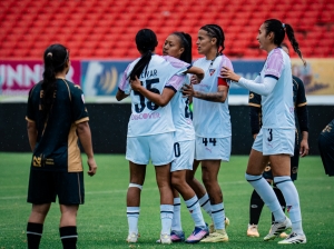 Tres potencias indomables: Dragonas IDV, Barcelona y Liga imponen su ley y se escapan en la Superliga Femenina