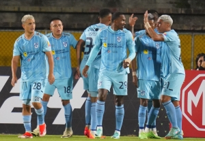 Universidad Católica deja fuera de la lucha por la etapa a Emelec (RESUMEN)