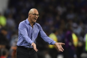 “Yo no sé insultar… Mi padre era muy estricto” (VIDEO)