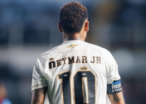 Neymar que pone en duda su presencia con el Santos en suelo ecuatoriano “Iremos partido a partido”