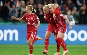 Europa domina y las Niponas meten miedo en la Copa del Mundo