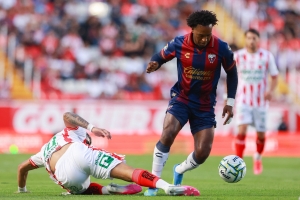Gran actuación de Jhojan Julio que casi rinde frutos inmediatos en su debut con Atlante en la Liga MX
