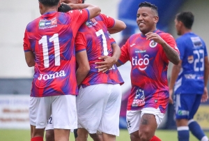 Con ocho ecuatorianos involucrados