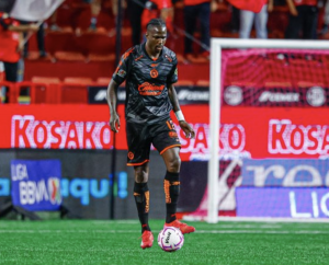 Olimpiacos aún no permite que Jackson Porozo se muestre en cancha