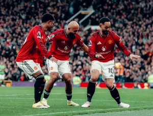 Manchester United sufrió hasta el último minuto, pero su victoria se convirtió en una hazaña memorable