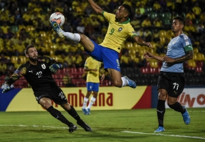 Cuidado y el campeón defensor se queda fuera (RESUMEN)