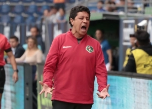 ¡Fuerte sanción para el Profe Vélez! (OFICIAL)