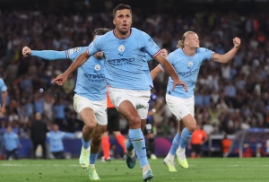 Manchester City ganó en un Etihad Stadium convertido en templo de fútbol puro (RESUMEN)