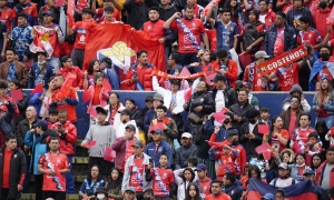 EL DESCONTENTO FUE CLARO: Hinchas de El Nacional apuntaron fuerte contra las casas de pronósticos
