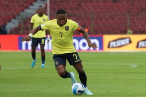 ¡Pervis Estupiñán saca pecho por el reconocimiento de Conmebol! (VIDEO)