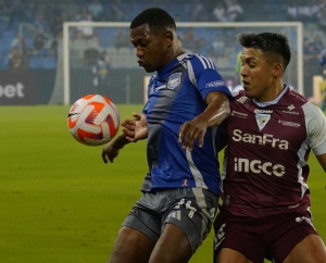 ¡Emelec se repuso a una polémica arbitral, vence a Orense y sigue en pelea por la Etapa! (RESUMEN)