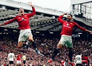 Clásico y vuelta a Champions: El Manchester United desata la euforia tras vencer al Liverpool en un partidazo