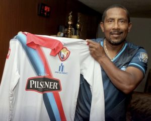 El Manicero Méndez y el Potro Figueroa quedan a cargo de un El Nacional en ruinas