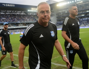 ¡NOVELA con Jorge Célico en Emelec justo antes del CLÁSICO del ASTILLERO contra Barcelona!