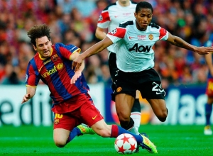 ¡Ferdinand critica a Antony por no gambetear como Antonio Valencia!