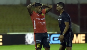 Deportivo Cuenca confirma que Sergio López no será operado