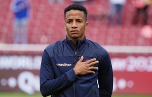 Renato Paiva se enteró del fichaje de Byron Castillo por León en plena conferencia (VIDEO)