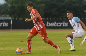 ¡T. Universitario presentó al hermano de Teo Gutiérrez y a otro nuevo 9 colombiano! (OFICIAL)