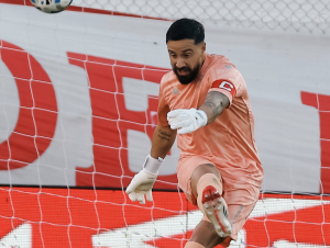 AGARRARON MAL PARADO a Galíndez que pasó una Mala Noche contra un Grande de Argentina