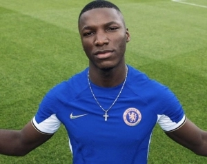 Moises Caicedo 2