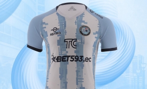 Guayaquil City homenajea a la ciudad con sus armaduras