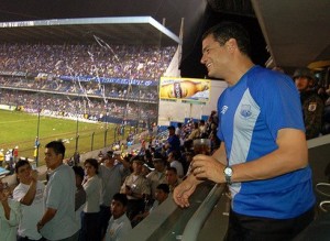 “Emelec perdió el mejor 9 que tuvo en la historia, Rafael Correa” (ENTREVISTA)