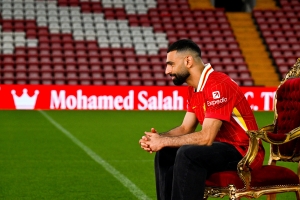 ¡Mohamed Salah SIGUE SIENDO EL REY! El faraón renueva con el Liverpool y seguirá dominando Anfield Road