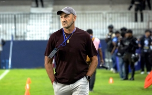 Guillermo Duró señala al ÁRBITRO y a la ROJA como detonantes contra Emelec: “Siempre pasa algo y salimos perjudicados”