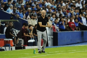 “No es ni goleador ni creativo puro… Es como Benzema”