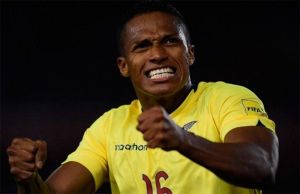 ¡Antonio Valencia NO SE QUEDÓ CALLADO al ver a Moisés Caicedo como Campeón del Mundo!
