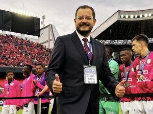 ¡Marco Pazos sale de las sombras y rompe el silencio con El Nacional a punto de descender a la B!