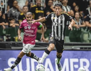 ¡No estaba para jugar por lesión! Alan Franco llora por perder una final más con Atlético Mineiro
