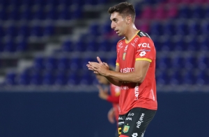 Deportivo Cuenca recurre al mercado internacional para llenar un vacío (OFICIAL)