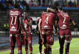 Volvió la calma a filas del Nuevo Hombre (RESUMEN)