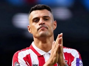 Granit Xhaka confiesa falsificación de un certificado y Suiza lo aparta de la selección
