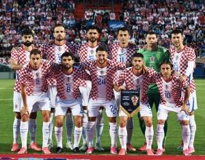 Croacia vive en el Mundial luego de ganarle con angustias a Panamá, en el partido 200 de Luka Modric