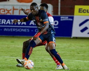 A estas alturas YA NO SORPRENDE: El Nacional queda IMPEDIDO de inscribir jugadores por la deuda con Ángel Quiñónez