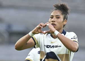 Nayely Bolaños SE ADUEÑA DE LA TITULARIDAD pero cayó con su equipo en la Liga MX