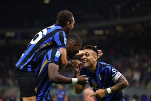 Goleada para celebrar el título (VIDEO)